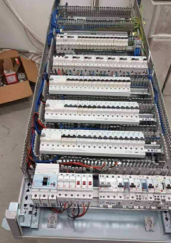 Ηλεκτρολογικός Πίνακας